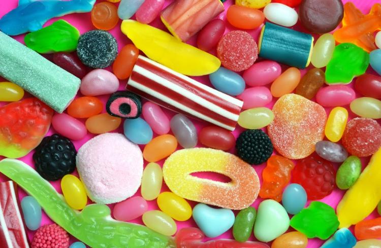 Jakie słodycze dla dzieci? Dlaczego warto wybierać wyłącznie sprawdzone słodycze?
